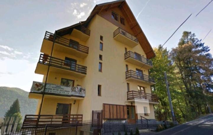 Apartament Aosta Central Sinaia Exterior foto